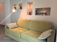 A seating area at Sul Torrente 200