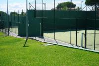 Tenis a/nebo squash v ubytování El Balcón del Novo -Novo Sancti Petri- Luxury 3 Bedrooms - Piscina y Pista Padel nebo okolí