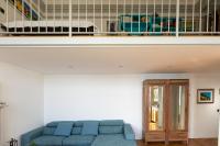 Posedenie v ubytovaní Villa Selva Luxury Lakeview Apartment