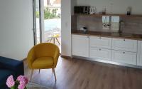 Kuchyňa alebo kuchynka v ubytovaní Marisa Apartments Hvar II