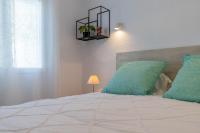 Postel nebo postele na pokoji v ubytování El Pinito Moraira