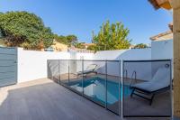 Bazén v ubytování El Pinito Moraira nebo v jeho okolí