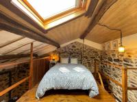 Posteľ alebo postele v izbe v ubytovaní Apartamento Felicitas en La Casa de Cobos, Ribeira Sacra