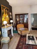 Posedenie v ubytovaní Le Logis de Saint Cyr