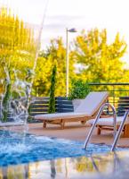 Bazén v ubytovaní Selin Luxury Residences alebo v jeho blízkosti