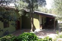 Ogród w obiekcie Villa con piscina tra Porto vecchio e Bonifacio