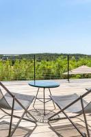 Balkon lub taras w obiekcie Villa Bella Vista - Contemporary villa with pool and dominant views