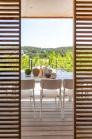 Balkon lub taras w obiekcie Villa Bella Vista - Contemporary villa with pool and dominant views