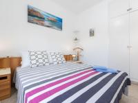 Postel nebo postele na pokoji v ubytování Holiday Home Louise by Interhome
