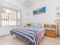 Postel nebo postele na pokoji v ubytování Holiday Home Louise by Interhome