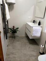 Koupelna v ubytování Apartamento en el casco antiguo de Ponferrada