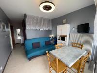 Kuchnia lub aneks kuchenny w obiekcie Appartement proche des Thermes