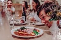 Jídlo v hotelu nebo okolí