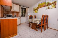 Kuchyň nebo kuchyňský kout v ubytování Apartments Juric