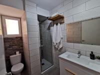 A bathroom at Casa playa