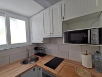 A kitchen or kitchenette at Casa playa