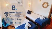 Łóżko lub łóżka w pokoju w obiekcie ALPES IV - Hyper Centre - Parking - 40m²