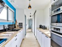 Kuchyňa alebo kuchynka v ubytovaní La Chaumoise : Villa neuve avec vue exceptionnelle