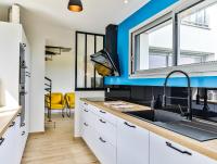 Kuchyňa alebo kuchynka v ubytovaní La Chaumoise : Villa neuve avec vue exceptionnelle