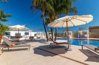 Basen w obiekcie Muroo - 2520 Mallorca lub w pobliżu