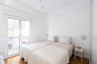 Posteľ alebo postele v izbe v ubytovaní Wonderful Central Athens 2 Bedroom 2 Bath Sleeps 8