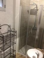 Kúpeľňa v ubytovaní jolie maison de caractère proche de Castres