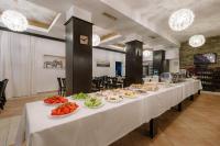 Mad på hotellet eller i nærheden