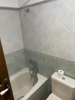 Kúpeľňa v ubytovaní Apartamentos Hoz del Huécar