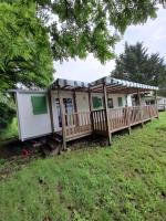 Vonkajšia záhrada v ubytovaní Camping du Nizour