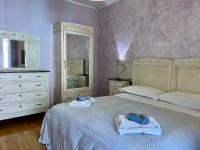 Posteľ alebo postele v izbe v ubytovaní Giulia apartment and room