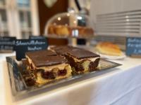 Đồ ăn tại/gần khách sạn