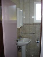 Kúpeľňa v ubytovaní Apartments Indira II