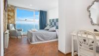 Postel nebo postele na pokoji v ubytování 2Cany - Casa de lujo en la Costa Brava
