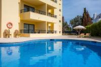 Basen w obiekcie Apto con Terraza 403 lub w pobliżu