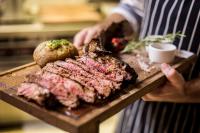 Jídlo v hotelu nebo okolí