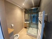 Łazienka w obiekcie Parc Beausejour Aparthotel