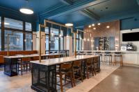 Kuchyň nebo kuchyňský kout v ubytování Courtyard by Marriott Cincinnati Downtown