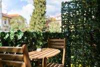 Vonkajšia záhrada v ubytovaní Luxury Rooms Fetivi