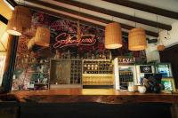 Lounge nebo bar v ubytování TEVA Glamping & Retreat