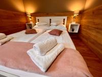 Posteľ alebo postele v izbe v ubytovaní Boutique Hotel & Event Center