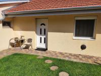 Budynek, w którym mieści się apartament