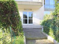 Vonkajšia záhrada v ubytovaní Studio climatisé, piscine & parking, proche plage - FR-1-252A-99