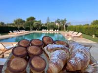 The swimming pool at or close to Casa Vacanza Black Magic Otranto