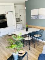 Kuchyň nebo kuchyňský kout v ubytování DELUX apartament Salou