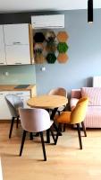 Posedenie v ubytovaní Apartamenty KAPRYS - Centrum