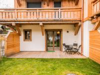 Balkon lub taras w obiekcie Bel appart 4* avec jardin privé, à 350m de la Flégère, WIFI, PARKING - FR-1-343-213