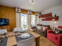 Część wypoczynkowa w obiekcie Chalet calme à Chamonix, proche centre-ville avec balcons, parking et Wi-Fi - FR-1-343-212