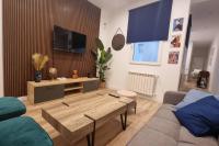 A television and/or entertainment centre at Apartamento en pleno centro