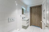 Kúpeľňa v ubytovaní Perfekt Apartments 5 Mórz Sianożęty