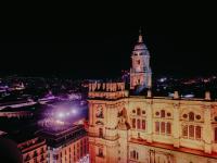 Výhľad na mesto Malaga alebo výhľad na mesto priamo z apartmánu